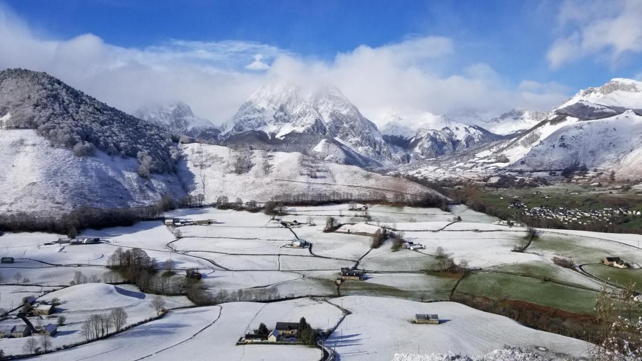 Gite De Montagne Du Plateau De Lhers- Accueil Randonneurs Accous Ngoại thất bức ảnh